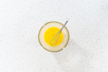 Simple vanilla bundt cake from box cake