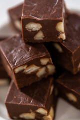 Chocolate macadamia fudge