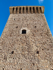 torre medievale di Fermignano in provincia di pesaro e Urbino