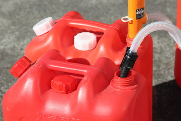 灯油ポリタンク 冬ストーブ暖房の燃料