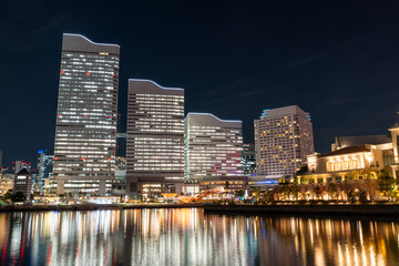 横浜　みなとみらいの夜景