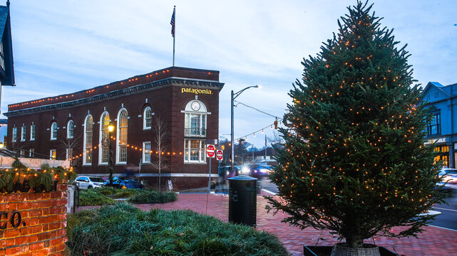 WESTPORT CT, USA - DECEMBER 9, 2023:  Patagonia store and street with Christmas decoration