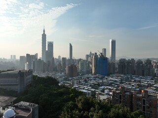 Fototapeta premium City skyline of Taipei.