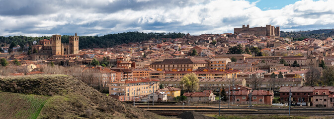 Naklejka premium Panoramic view of the medieval town of Siguenza with its historical monuments, Guadalajara, Spain.