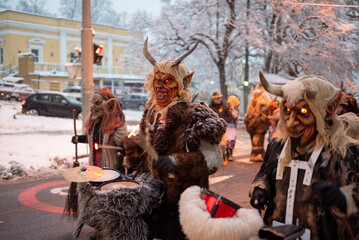 Perchten, Krampuss, Brauchtum