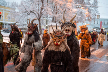 Perchten, Krampuss, Brauchtum