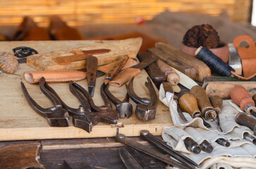The equipment of the medieval leatherworker and manufacturer of footwear.