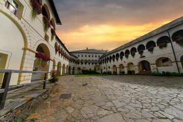 Fototapeta na wymiar courtyard of a renaissance castle