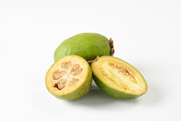 フェイジョア　白バック