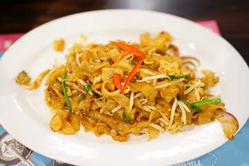 Vietnamese stir noodles with meat and vegataboe