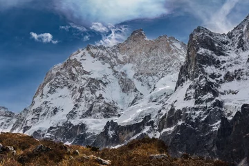 Fototapete Kangchendzönga Mt. Kumbhakarna seen from Jannu Base Camp in the Himalayas of Taplejung, Nepal during Kanchenjunga Base Camp Trek