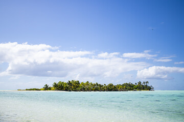 Protected Birds Island in the beautiful lagoon of Marlon Brando's atoll Tetiaroa, Tahiti, French Polynesia