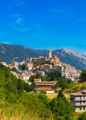Castel del Monte, L'Aquila. Abruzzo, Italy. - obrazy, fototapety, plakaty