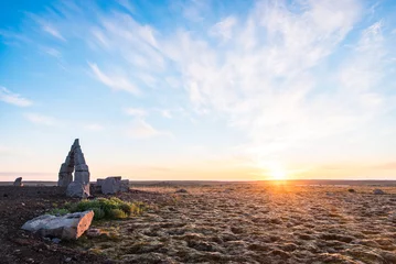 Tuinposter Sunset Over Arctic Henge © RacheleB