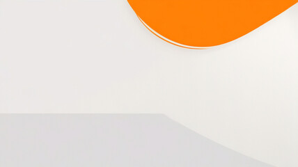 Orangefarbener abstrakter Bannerhintergrund. Abstrakte moderne orange-gelb-wei&szlig;e Bannerhintergrund-Farbverlaufsfarbe. Gelber und orangefarbener Farbverlauf mit kreisf&ouml;rmiger Halbtonmuster-Kurvenwellen