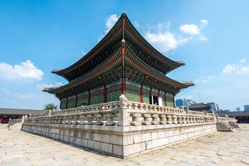 Fototapeta premium views of gyeongbokgung palace in seoul ,south korea