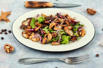 Roasted mushroom salad