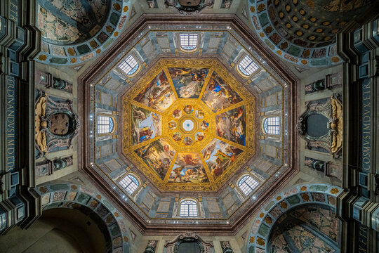 Florencia, Italy- January 16, 2023: The Medici Chapels are part of the monumental complex of San Lorenzo, in florence, crypts of the Grand Dukes of Tuscany, sculptures, statues, paintings and frescoes