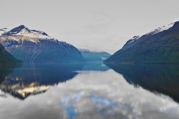 Storfjord braching to Norddalsfjord (left)  Sunnylvsfjord (straight) in in M&oslash;re og Romsdal county, Norway
