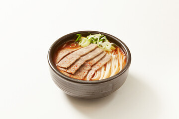 Spicy soup with noodles and meat