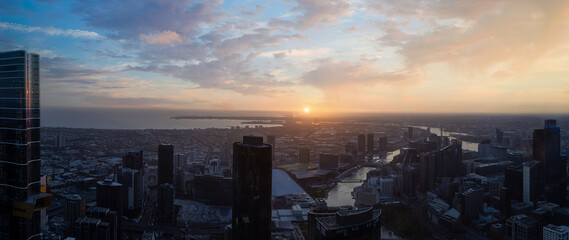 Fototapeta na wymiar Australia scenic Melbourne downtown skyline panorama near Yarra River and financial business center.