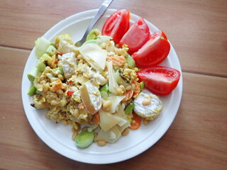 warm salad with beans vegeteble and cheese