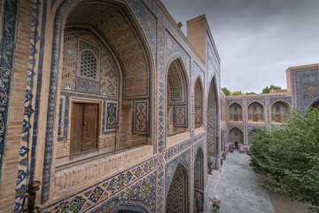 Fototapeta na wymiar The world-famous islamic architecture of Samarkand, Uzbekistan, central Asia