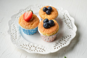 Hokkaido chiffon cupcakes with fruit decorations