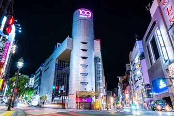 Foto op Plexiglas 渋谷の都市夜景の夜の街並み風景_夜景_東京都渋谷区 © hearty