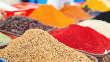 Multicolored spices at Siab or Siyob bazaar (Siyob bozori), Samarkand, Uzbekistan, Central Asia