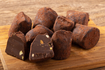 カカオトリュフ　塩キャラメル　チョコレート