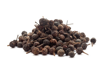 Close-up of Dry Sheetal Chini (Piper cubeba) seeds, isolated on a white background. Front view