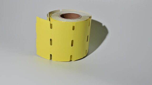 Thermal price shelf yellow label. Market price label. Yellow price label roll. One label rulo.