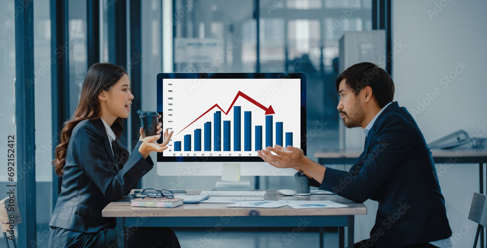 Poster Technology and financial advisory services concept. Business teamwork and working on digital computer with advisor showing plan of investment to clients at table office. Digital marketing.