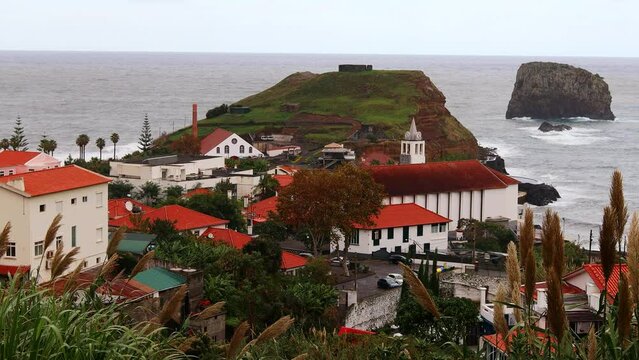 the town of porto da cruz madeira island video