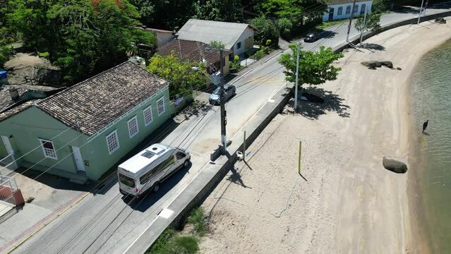 Van Turismo Florian&oacute;polis Natureza Praia da Daniela Bairro Sambaqui Passeios Viagens Costeira Ilha Magia Dunas Mata Atl&acirc;ntica Roteiros Tur&iacute;sticos Aventura Praias Paradis&iacute;acas Cultura Hist&oacute;ria