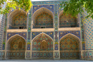 The details of Divan Begi madrasah in the central city square of Bukhara