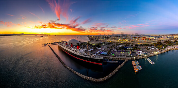 Queen Mary at Sunrise - November 2023