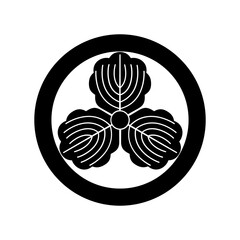 柏紋・丸に三つ柏（まるにみつかしわ）