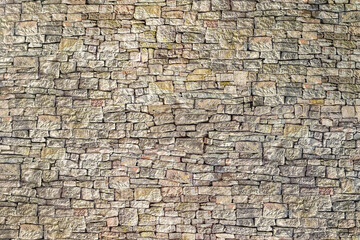 alte Mauer mit einzelnen ziegelsteinen 