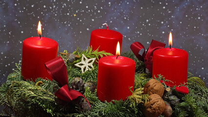 3 rd Advent, Advent wreath with 3 bunring candles