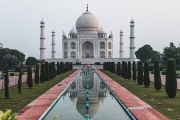 views of amazing taj mahala palace in agra, india
