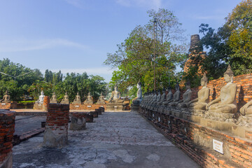 Fototapeta na wymiar Buddha statues in Ayutthaya, an ancient city, Buddha statues in a temple in Ayutthaya, Thailand