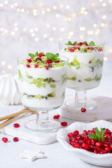 Kiwi and coconut yogurt parfait