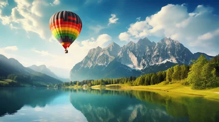 Crédence de cuisine en verre imprimé Ballon a hot air balloon over a lake