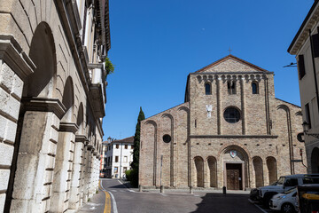 Fototapeta premium Facade of Santa Sofia Church in the historic center of Padua, Veneto, Italy
