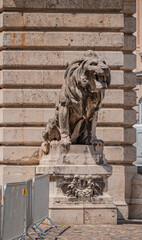 sculpture of lion on the podium