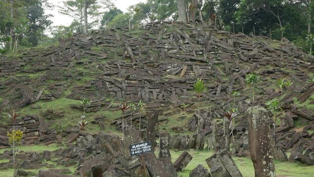 "Gunung Padang" Images – Browse 91 Stock Photos, Vectors, and Video ...