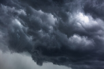 Dark storm clouds in Ohio  - obrazy, fototapety, plakaty