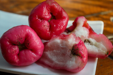 Syzygium aqueum, water guava is not only a fresh and delicious fruit, but also has a variety of...